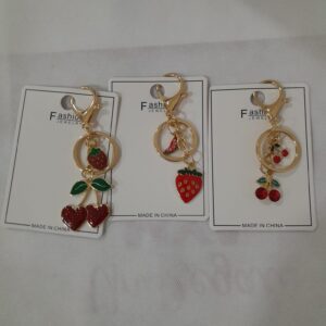 llavero cerezas frutillas